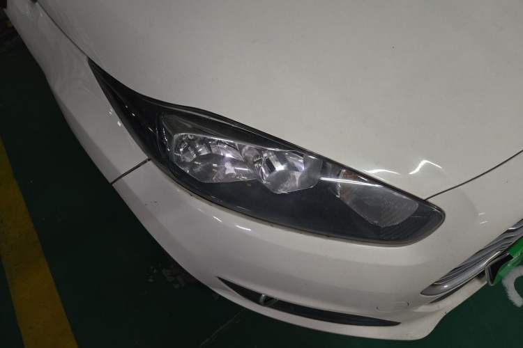 Used Ford Fiesta 2013 Sedan 1.5L Automatic Prestige Model Right Front Headlight