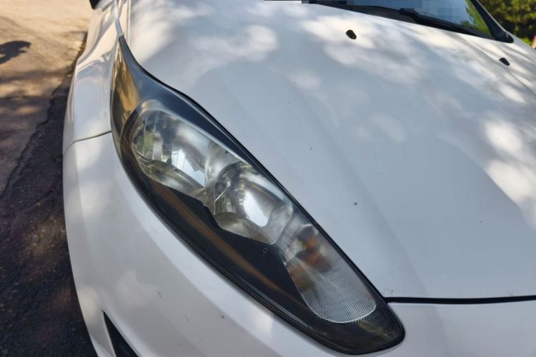 Used Ford Fiesta 2013 Hatchback 1.5L Manual Fashion Edition Right Front Headlight