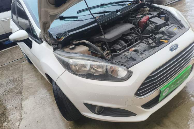 Used Ford Fiesta 2013 Hatchback 1.5L Manual Fashion Edition Right Front Headlight