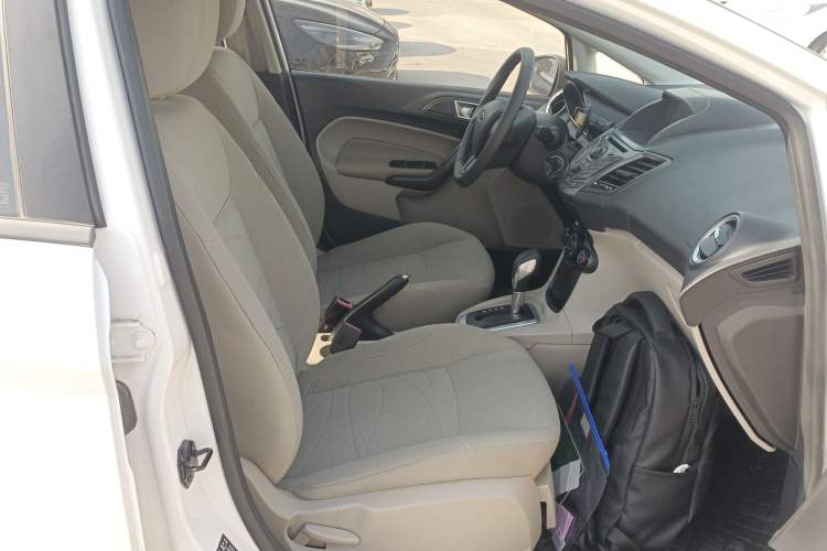 Used Ford Fiesta 2013 Sedan 1.5L Automatic Fashion Edition Right Front Seat