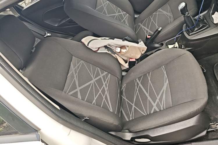 Used Ford Fiesta 2013 Hatchback 1.5L Manual Fashion Edition Right Front Seat