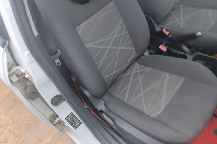 Used Ford Fiesta 2013 Sedan 1.5L Manual Fashion Edition Right Front Seat