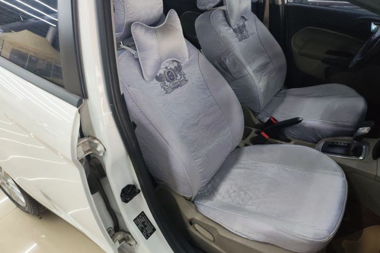 Used Ford Fiesta 2013 Sedan 1.5L Automatic Fashion Edition Right Front Seat