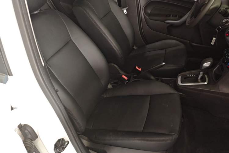 Used Ford Fiesta 2013 Hatchback 1.5L Automatic Fashion Edition Right Front Seat
