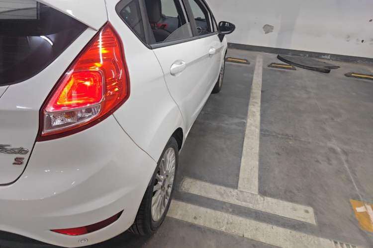 Used Ford Fiesta 2013 Hatchback 1.5L Automatic Sport Model Right Rear Taillight