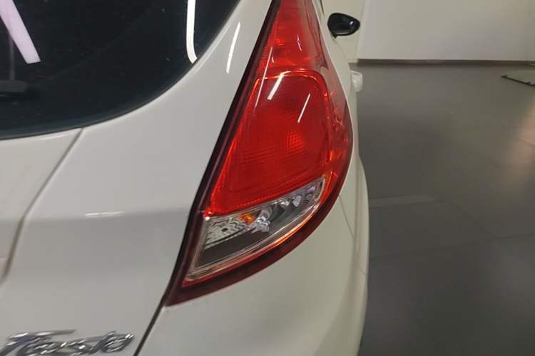 Used Ford Fiesta 2013 Hatchback 1.5L Automatic Fashion Edition Right Rear Taillight