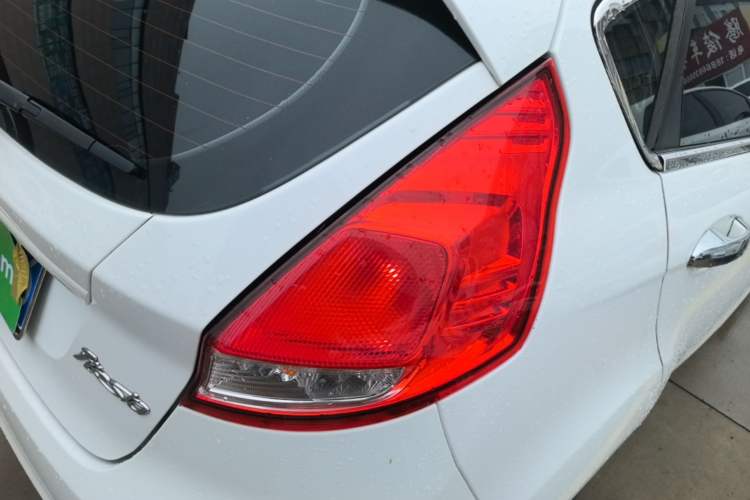 Used Ford Fiesta 2013 Hatchback 1.5L Automatic Fashion Edition Right Rear Taillight
