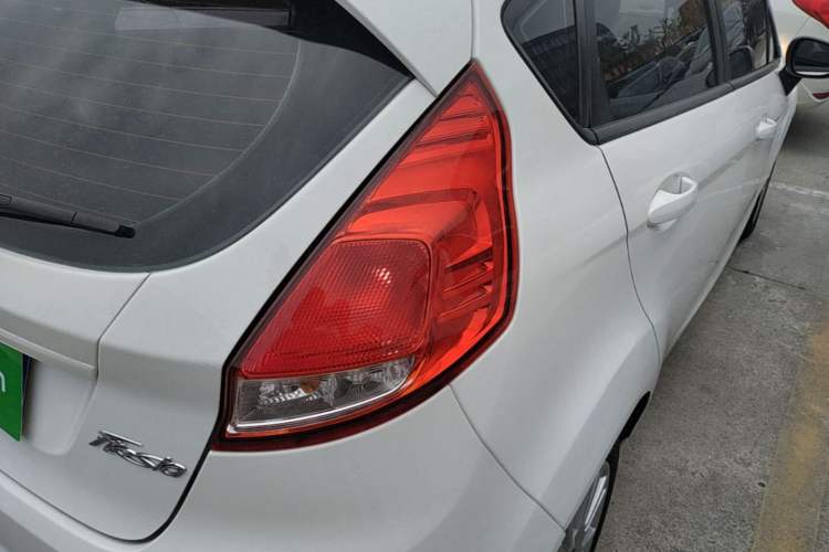 Used Ford Fiesta 2013 Hatchback 1.5L Automatic Fashion Edition Right Rear Taillight