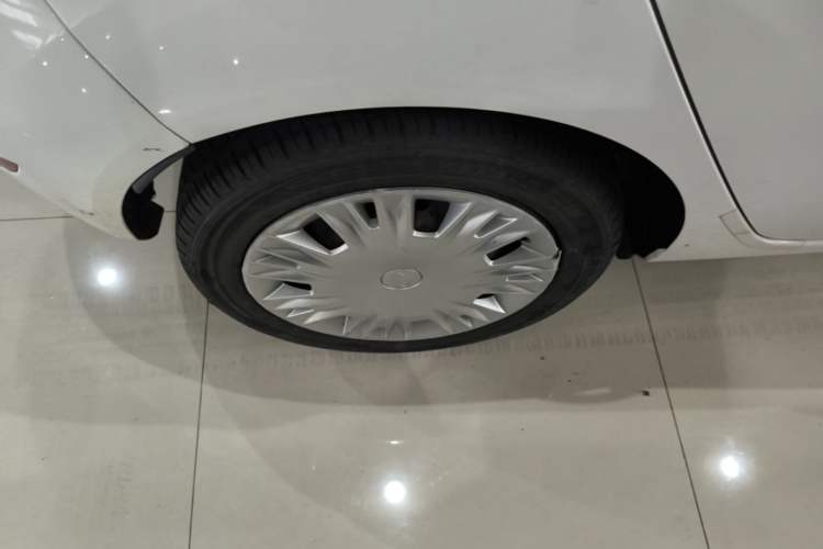 Used Ford Fiesta 2013 Hatchback 1.5L Manual Fashion Edition Right Rear Wheel Hub