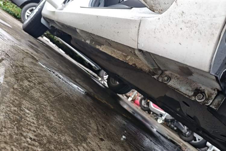 Used Ford Fiesta 2013 Hatchback 1.5L Manual Fashion Edition Right Side Sill