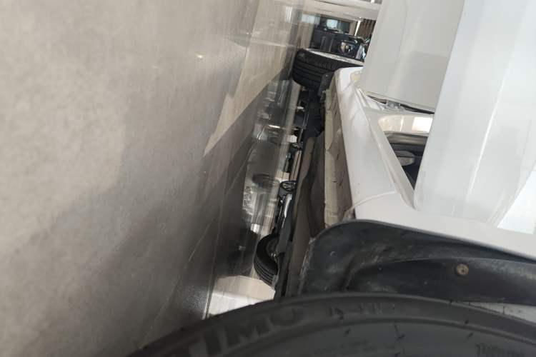 Used Ford Fiesta 2013 Hatchback 1.5L Automatic Fashion Edition Right Side Sill