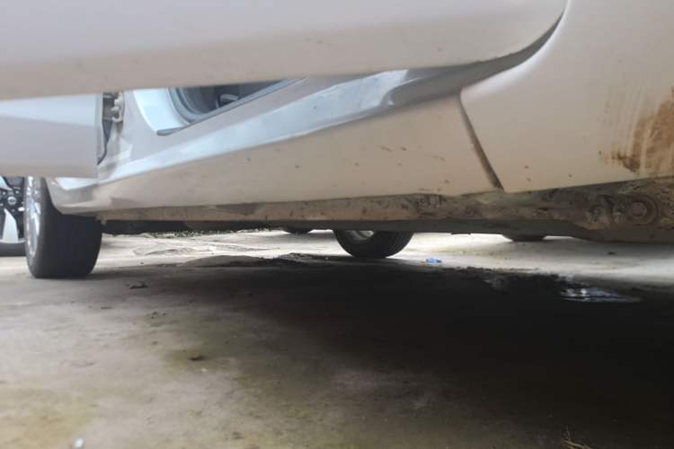 Used Ford Fiesta 2013 Sedan 1.5L Manual Fashion Edition Right Side Sill