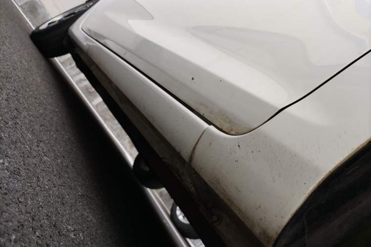 Used Ford Fiesta 2013 Hatchback 1.5L Manual Fashion Edition Right Side Sill
