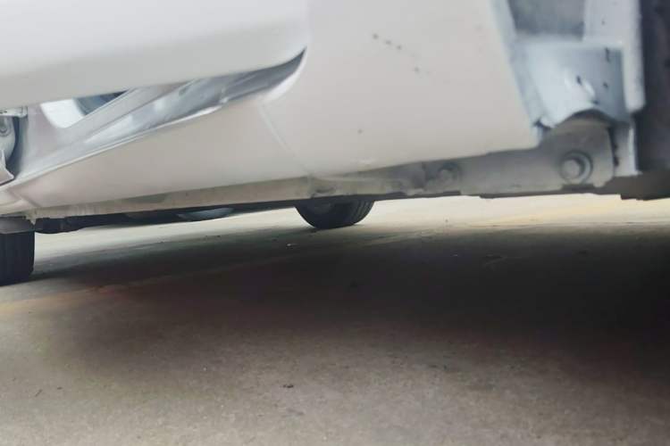 Used Ford Fiesta 2013 Hatchback 1.5L Automatic Fashion Edition Right Side Sill