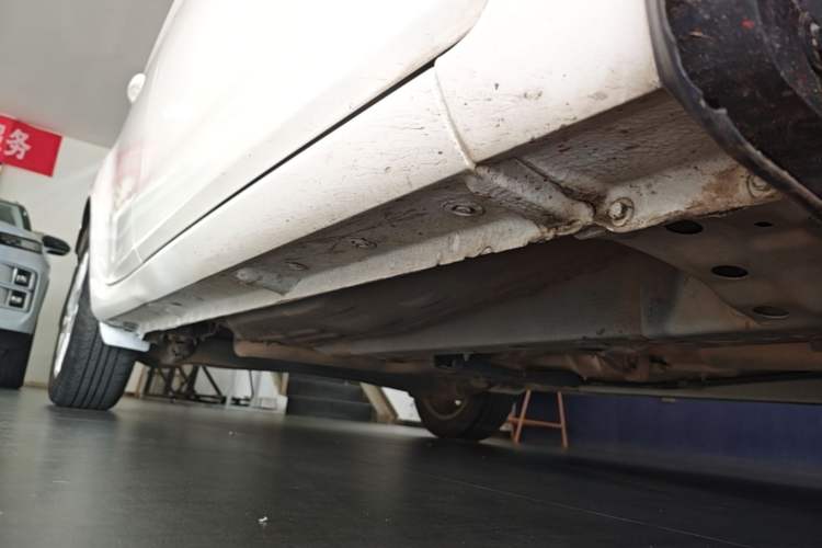 Used Ford Fiesta 2013 Hatchback 1.5L Automatic Fashion Edition Right Side Sill