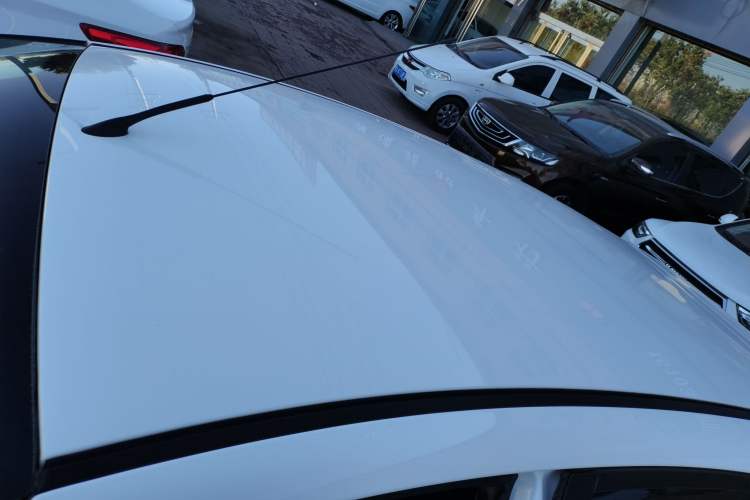 Used Ford Fiesta 2013 Hatchback 1.5L Manual Fashion Edition Roof