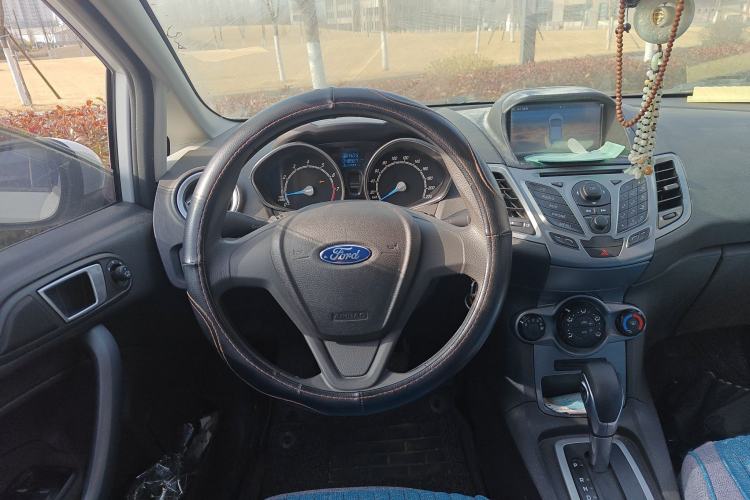 Used Ford Fiesta 2013 Hatchback 1.5L Automatic Fashion Edition Steering Wheel