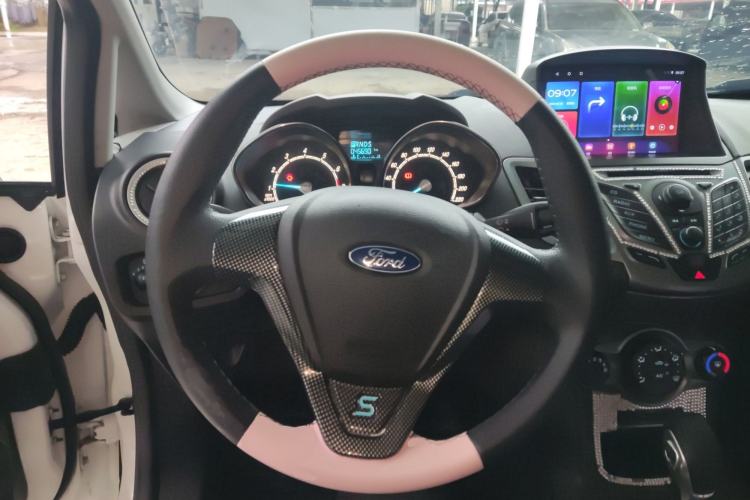 Used Ford Fiesta 2013 Hatchback 1.5L Automatic Fashion Edition Steering Wheel