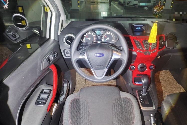 Used Ford Fiesta 2013 Hatchback 1.5L Automatic Sport Model Steering Wheel