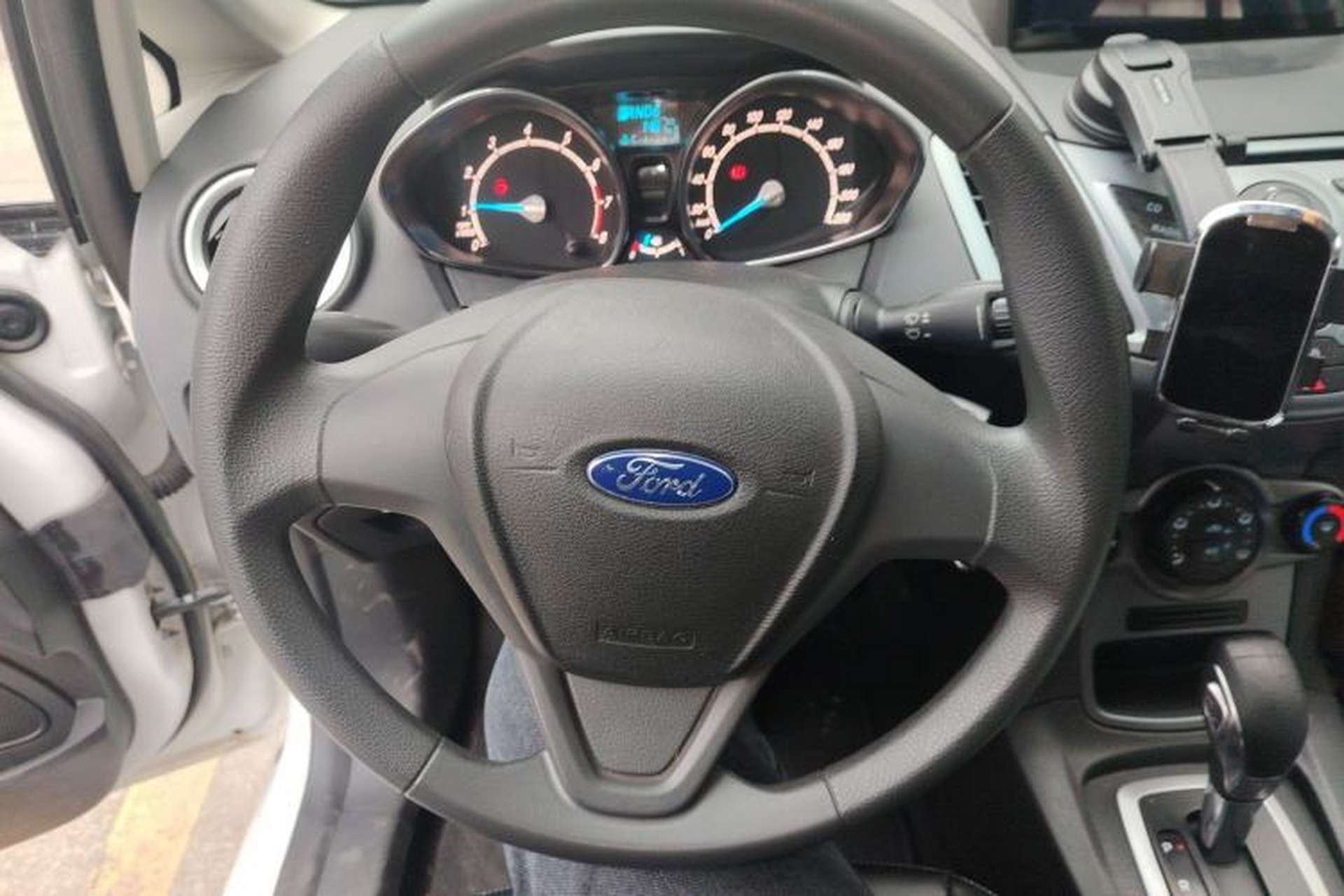 Used Ford Fiesta 2013 Hatchback 1.5L Automatic Fashion Edition Steering Wheel