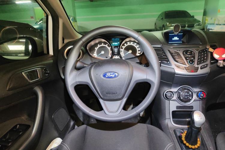 Used Ford Fiesta 2013 Hatchback 1.5L Manual Fashion Edition Steering Wheel