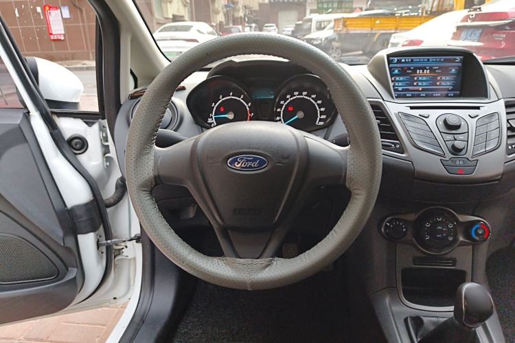 Used Ford Fiesta 2013 Hatchback 1.5L Manual Fashion Edition Steering Wheel