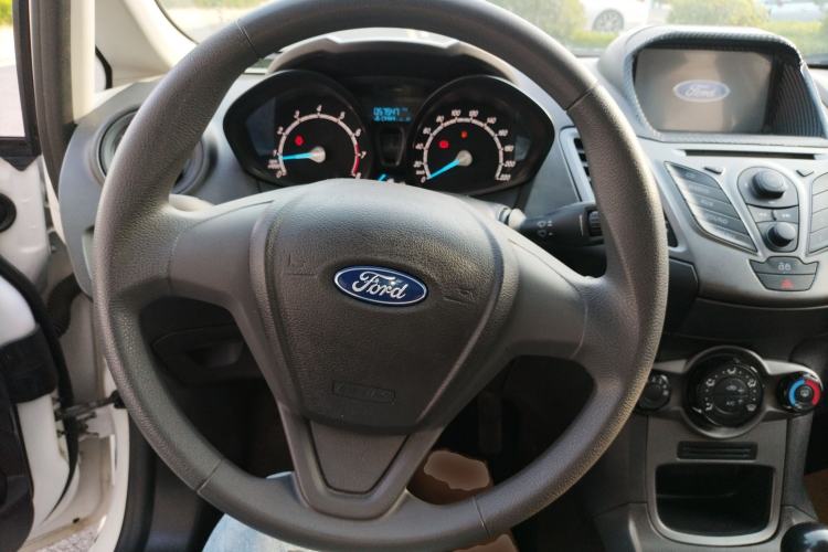 Used Ford Fiesta 2013 Hatchback 1.5L Manual Fashion Edition Steering Wheel