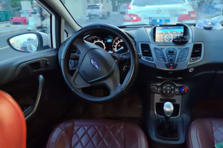 Used Ford Fiesta 2013 Sedan 1.5L Manual Fashion Edition Steering Wheel