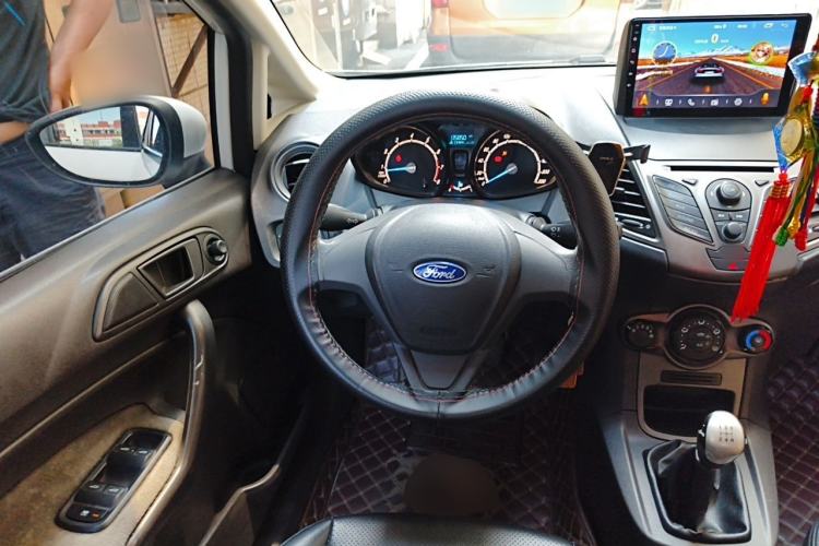 Used Ford Fiesta 2013 Hatchback 1.5L Manual Fashion Edition Steering Wheel