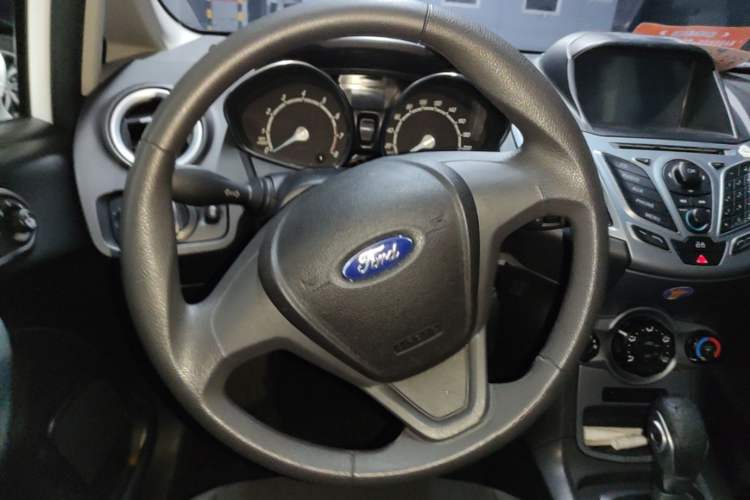 Used Ford Fiesta 2013 Hatchback 1.5L Automatic Fashion Edition Steering Wheel