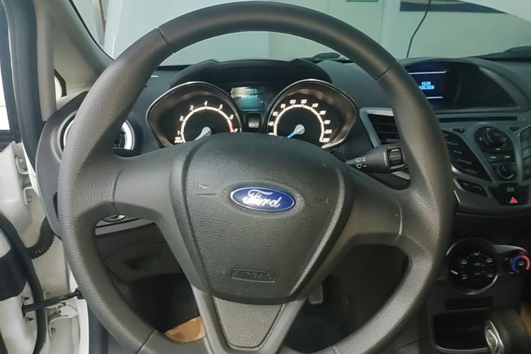 Used Ford Fiesta 2013 Hatchback 1.5L Automatic Fashion Edition Steering Wheel