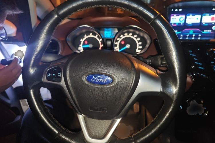 Used Ford Fiesta 2013 Hatchback 1.5L Automatic Dynamic Model Steering Wheel
