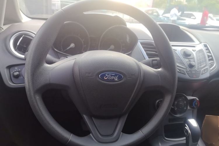 Used Ford Fiesta 2013 Hatchback 1.5L Automatic Fashion Edition Steering Wheel