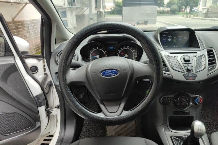 Used Ford Fiesta 2013 Hatchback 1.5L Manual Fashion Edition Steering Wheel