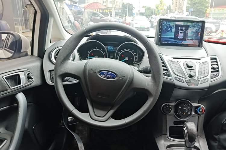 Used Ford Fiesta 2013 Hatchback 1.5L Automatic Fashion Edition Steering Wheel