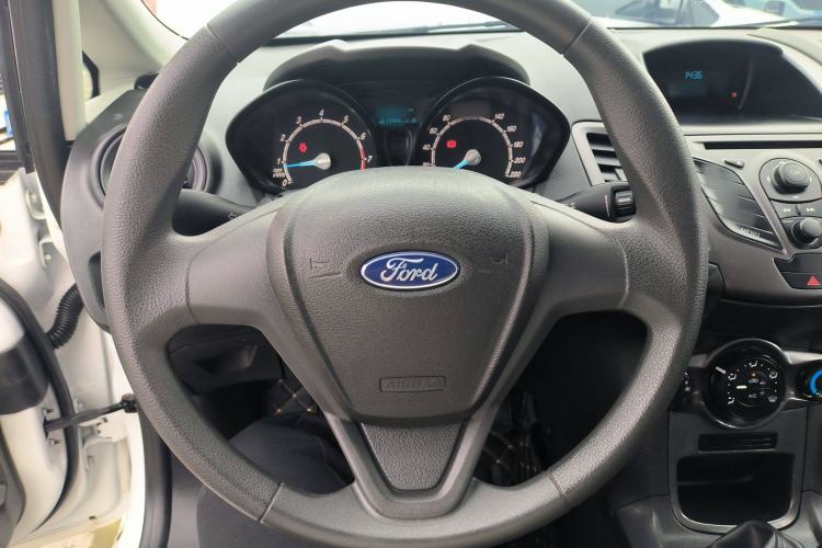 Used Ford Fiesta 2013 Sedan 1.5L Manual Fashion Edition Steering Wheel