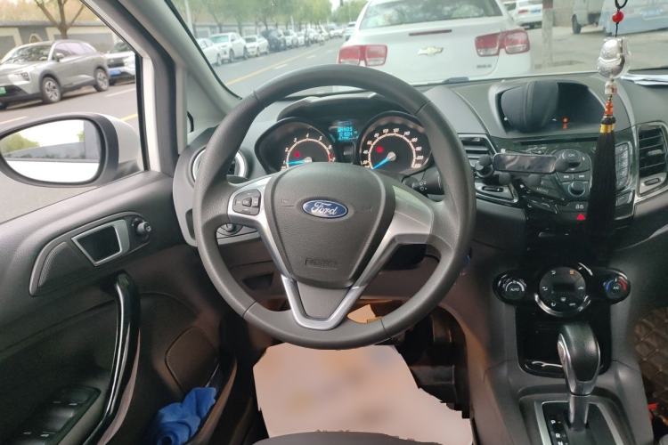 Used Ford Fiesta 2013 Hatchback 1.5L Automatic Sport Model Steering Wheel