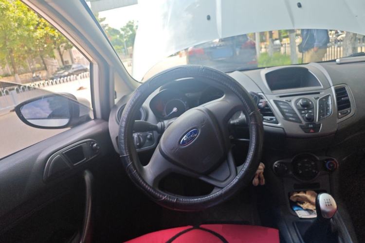 Used Ford Fiesta 2013 Hatchback 1.5L Manual Fashion Edition Steering Wheel