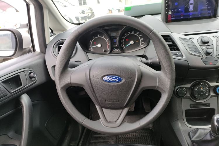 Used Ford Fiesta 2013 Hatchback 1.5L Manual Fashion Edition Steering Wheel