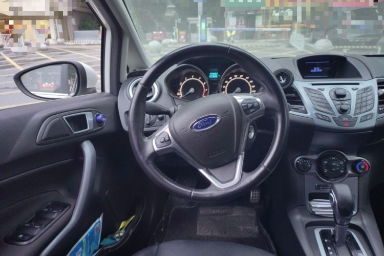 Used Ford Fiesta 2013 Hatchback 1.5L Automatic Fashion Edition Steering Wheel