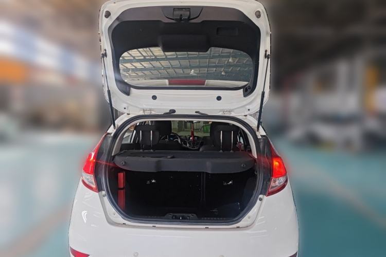 Used Ford Fiesta 2013 Hatchback 1.5L Automatic Fashion Edition Trunk
