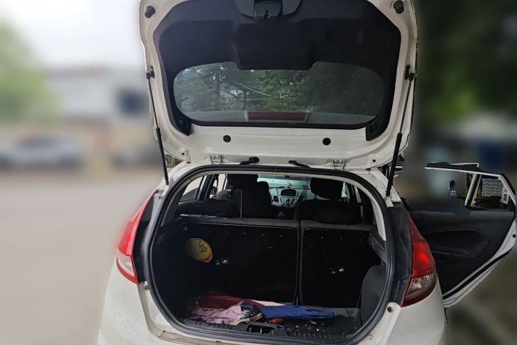 Used Ford Fiesta 2013 Hatchback 1.5L Manual Fashion Edition Trunk