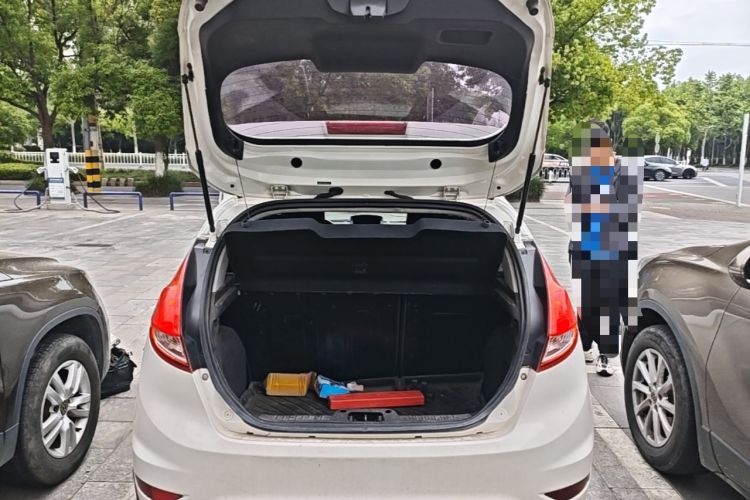 Used Ford Fiesta 2013 Hatchback 1.5L Automatic Fashion Edition Trunk