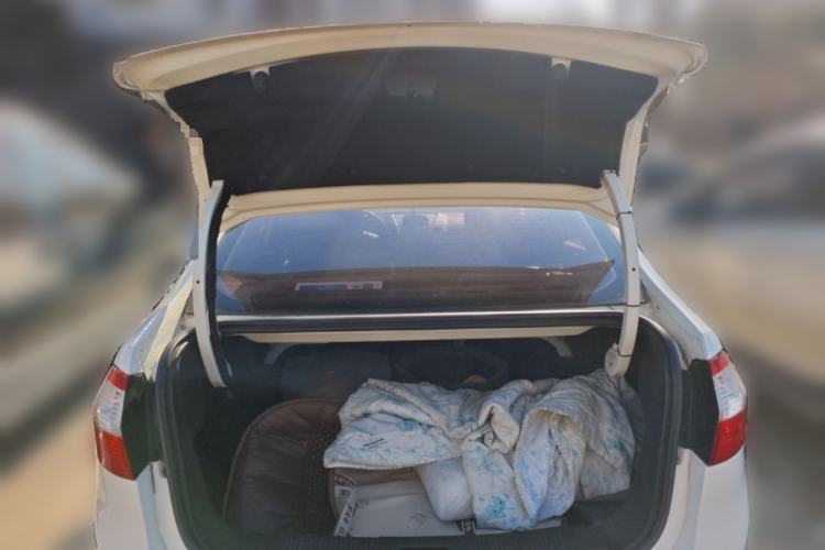 Used Ford Fiesta 2013 Sedan 1.5L Automatic Fashion Edition Trunk
