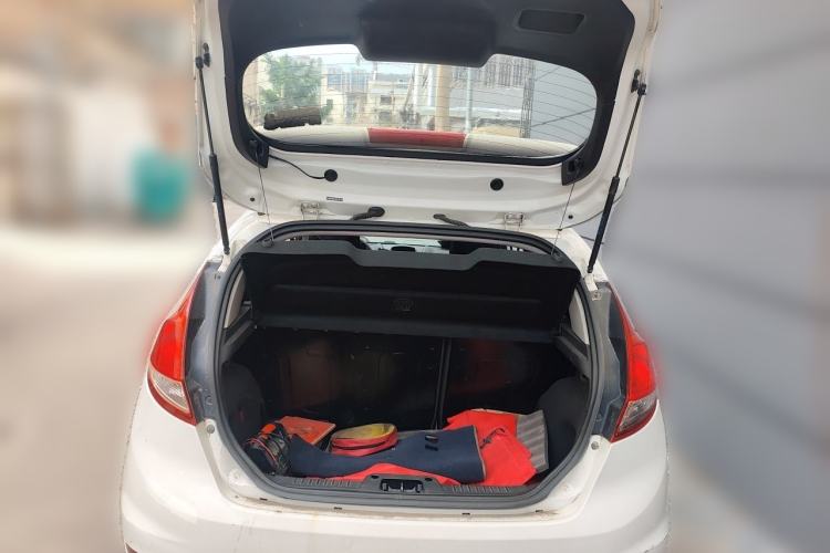 Used Ford Fiesta 2013 Hatchback 1.5L Manual Fashion Edition Trunk