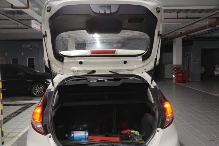 Used Ford Fiesta 2013 Hatchback 1.5L Automatic Fashion Edition Trunk