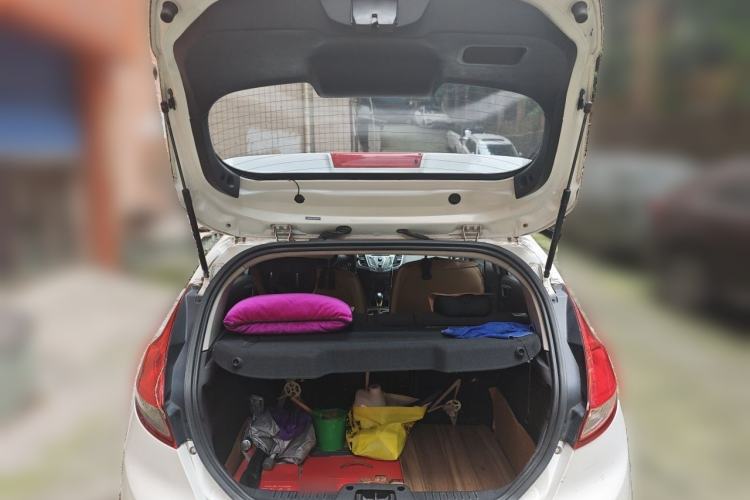 Used Ford Fiesta 2013 Hatchback 1.5L Automatic Fashion Edition Trunk
