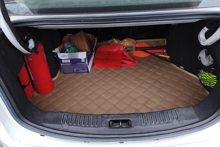 Used Ford Fiesta 2013 Sedan 1.5L Manual Fashion Edition Trunk