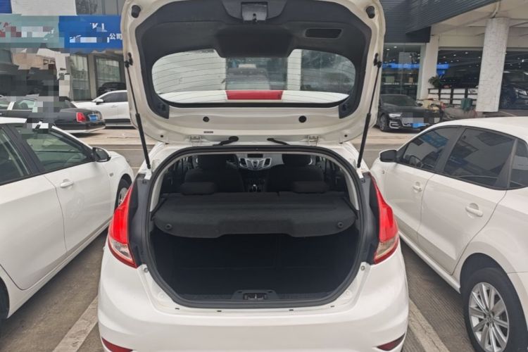 Used Ford Fiesta 2013 Hatchback 1.5L Automatic Fashion Edition Trunk