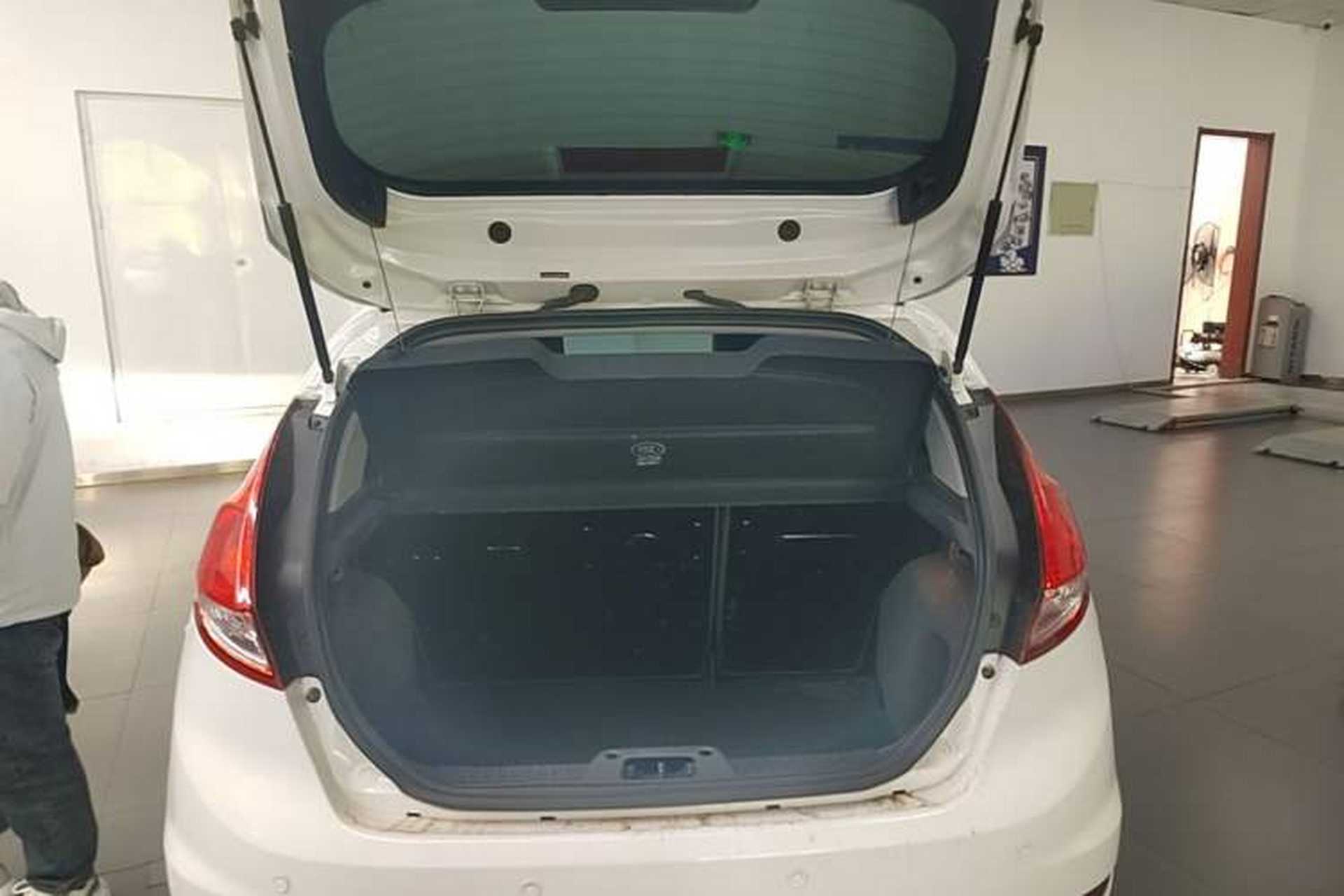 Used Ford Fiesta 2013 Hatchback 1.5L Automatic Fashion Edition Trunk